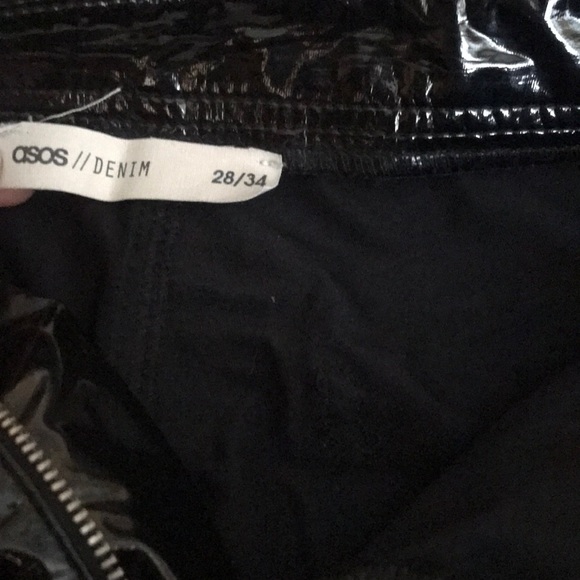 Latex pants - Picture 4 of 4